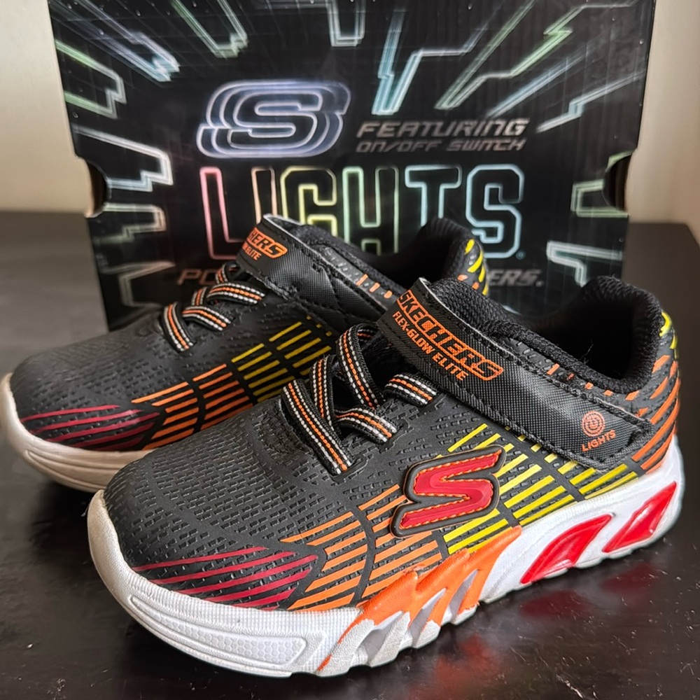 Sketchers Flex-Glow Elite SZ US 10 On/Off Switch